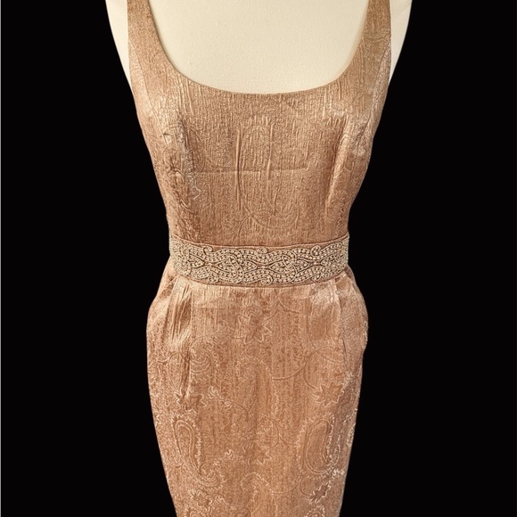 Carmen Marc Valvo Dresses & Skirts - Elegant Gold Designer Dress